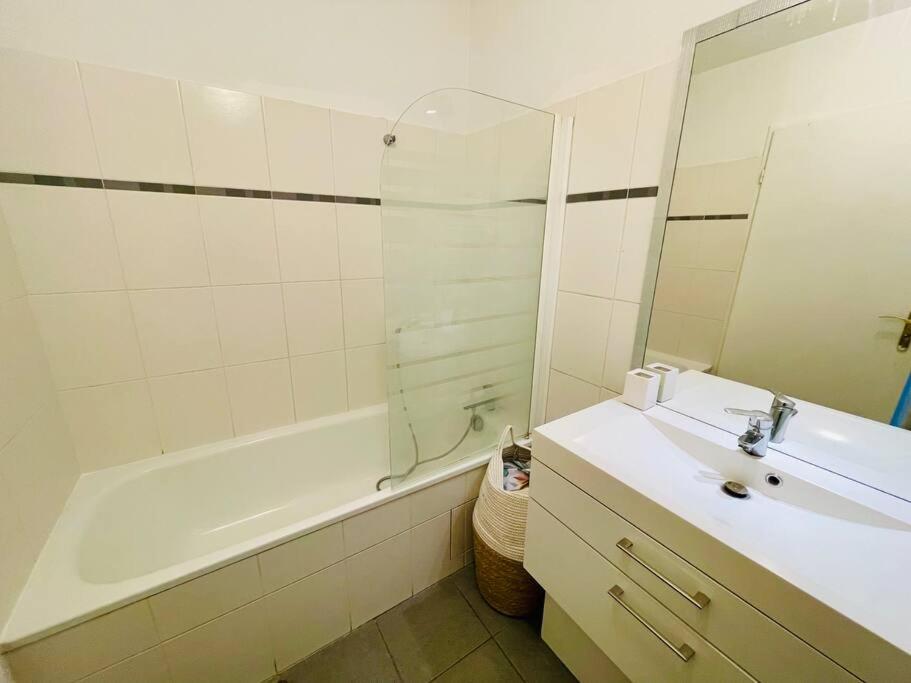Appartement 4 Pers A 5 Min De Paris Сент-Уан Экстерьер фото